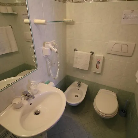 Conero Hotell