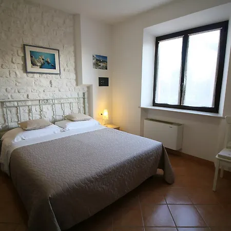 Conero Hotell