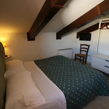 Hotell Conero 2*